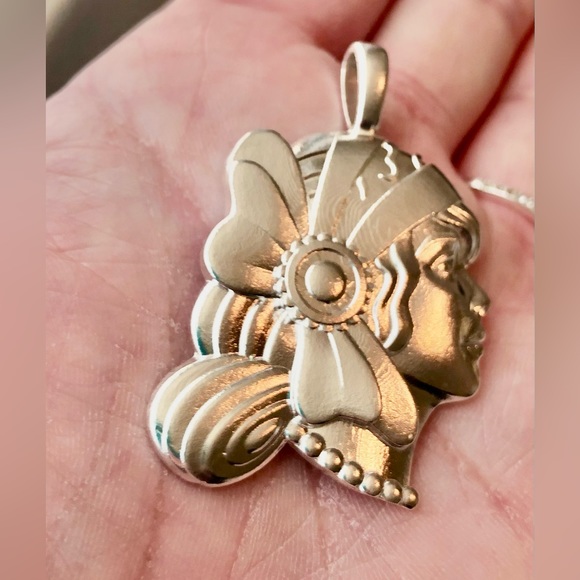 Large Girl Pendant Sterling Silver 925 Gift Box statement piece - Picture 10 of 14